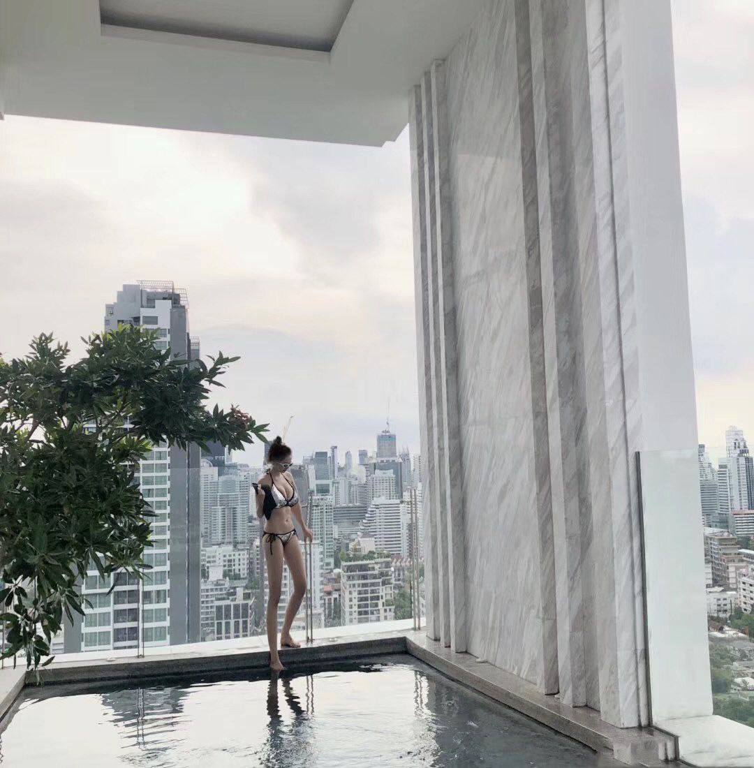 欧美霸气个性壁纸竖屏,メイリン モデルコレクション メ,观看免费无删减完整版