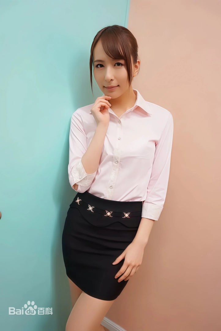 女装女装精品,メイリン モデルコレクション メ,观看免费无删减完整版